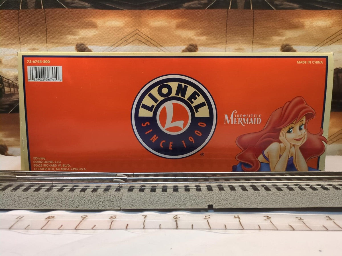 Lionel 6-36744 Little Mermaid Aquarium Car box back with Lionel and Disney graphics