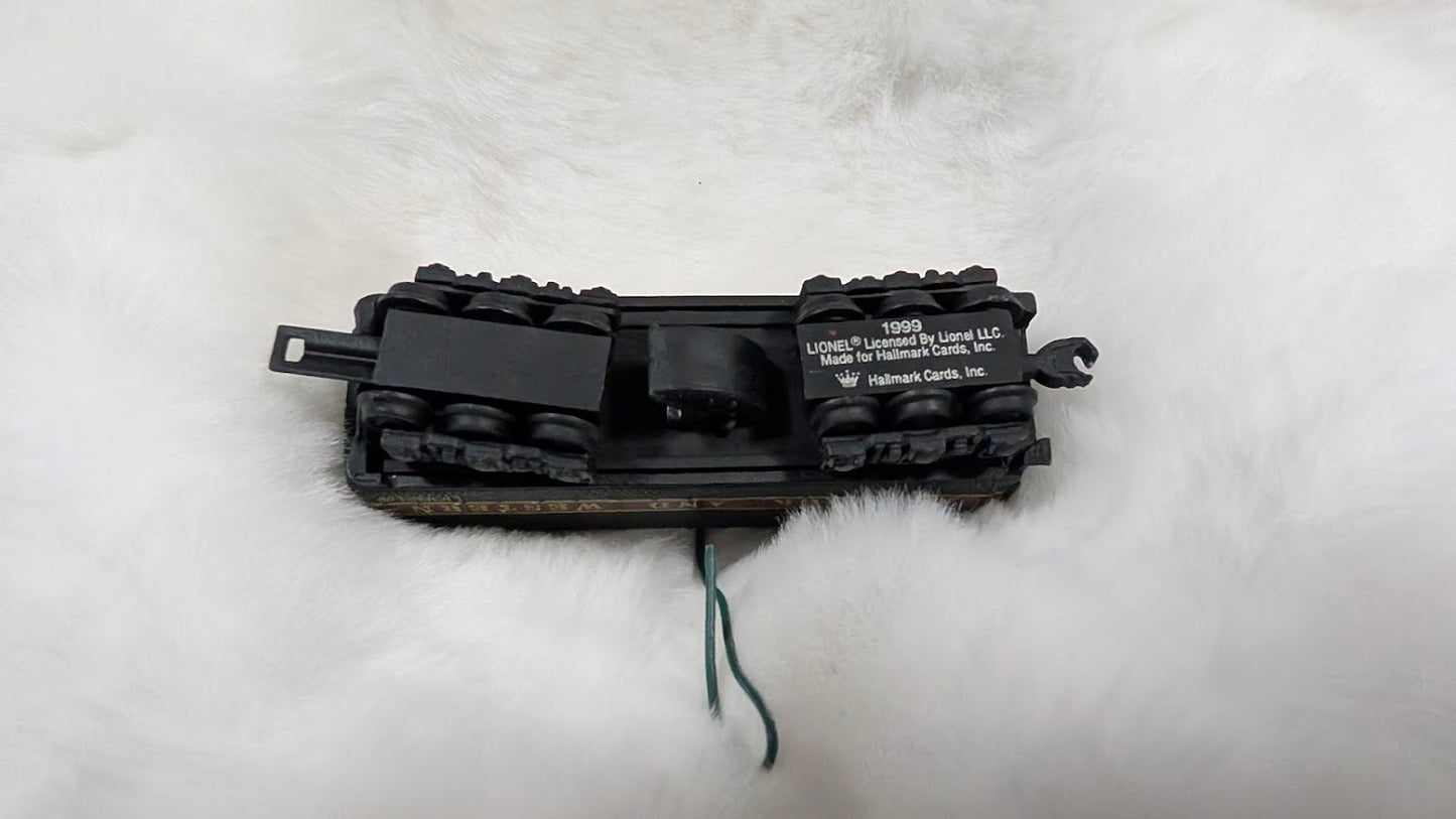 Hallmark Ornament · Norfolk & Western 746 Tender Only (1999) No Box