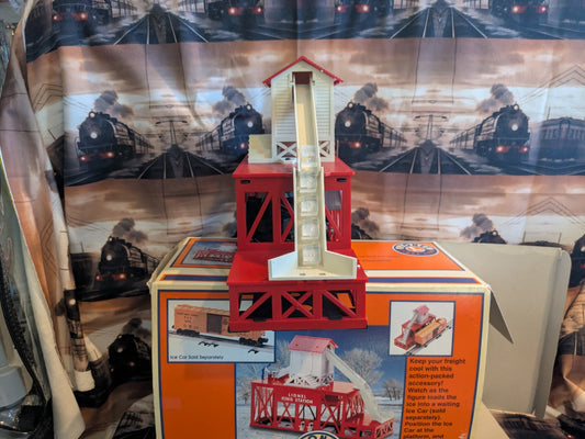 Lionel 6-14158 Icing Station three-quarter view with red and white accessory and original box in background