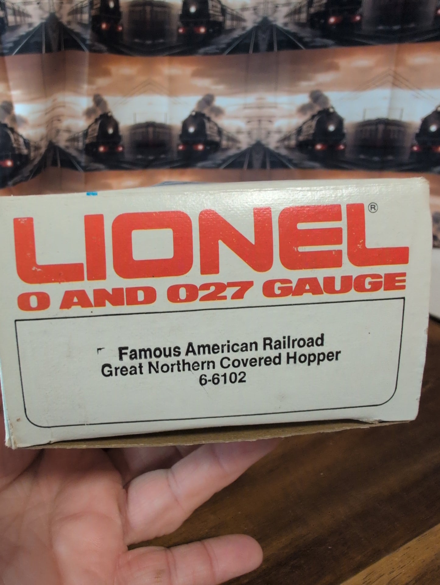 Lionel Great Northern Covered Hopper 6-6102