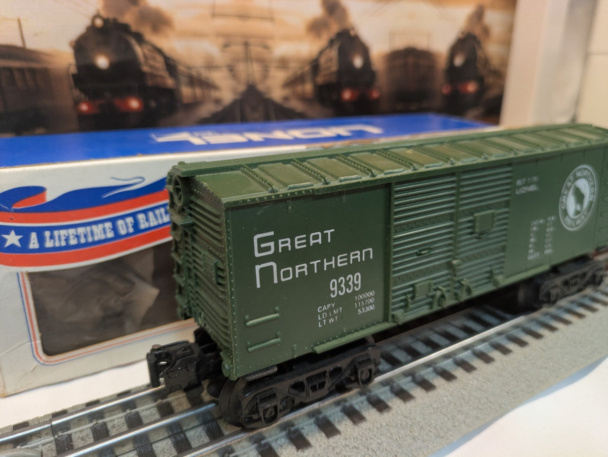Lionel Great Northern Double Door Boxcar 6-9339