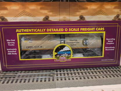 MTH 20-92014 BNSF tank car original retail box front