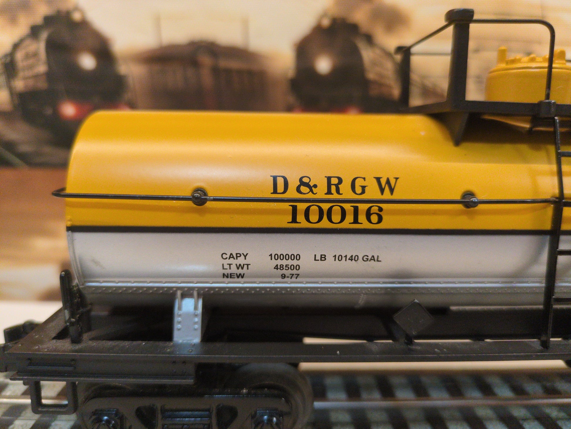 MTH Premier Denver & Rio Grande Western Single Dome Tank Car #10016 20-90089