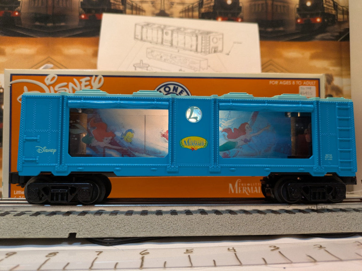 Lionel 6-36744 Little Mermaid Aquarium Car, broadside view