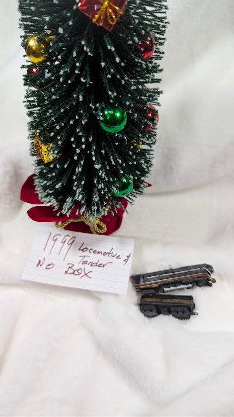 Hallmark Ornament · Norfolk & Western 400W/746 Tender (1999) No Box
