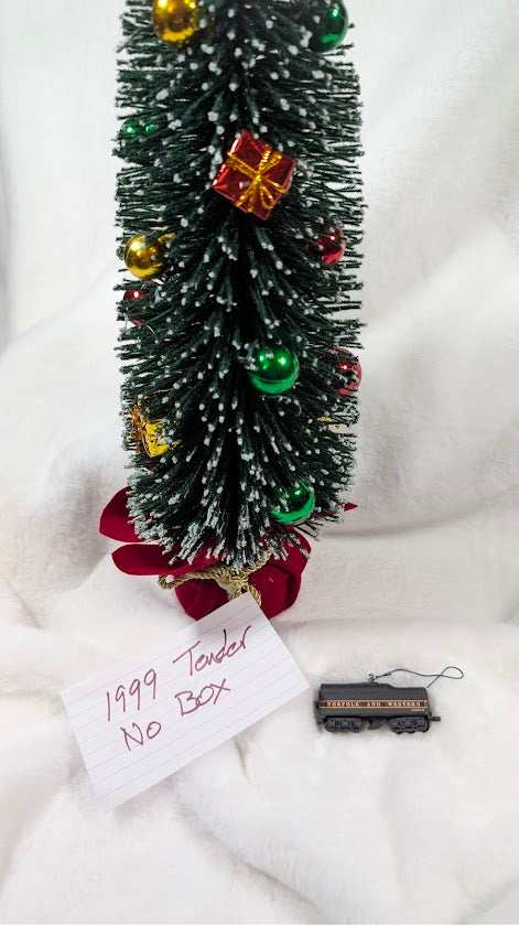 Hallmark Ornament · Norfolk & Western 746 Tender Only (1999) No Box