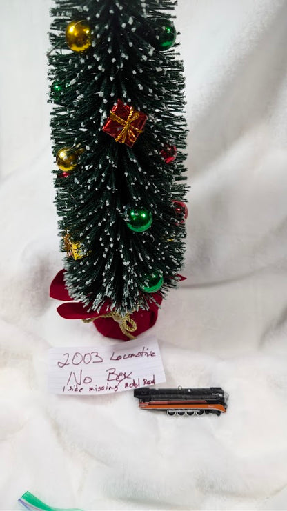 Hallmark Ornament · Daylight 4449 Steam Locomotive (2003)