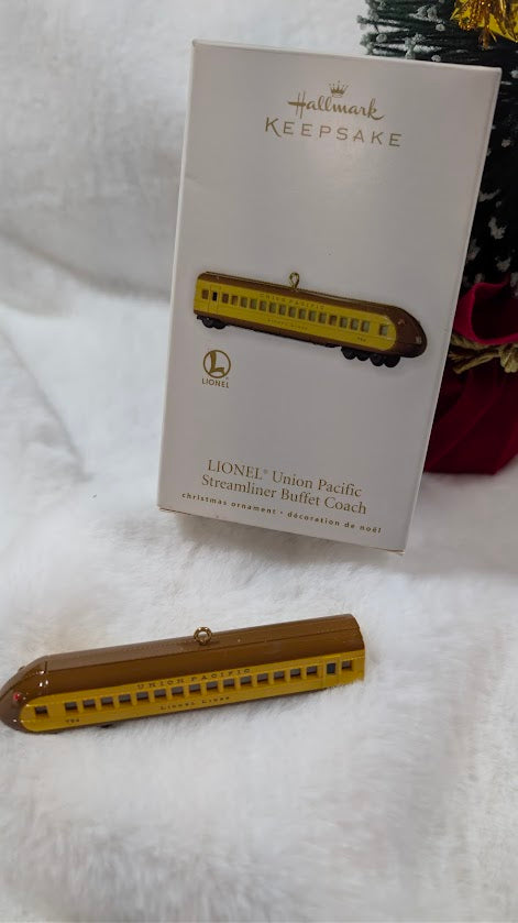 Hallmark Ornament · Union Pacific Streamliner Buffet Coach (2010)