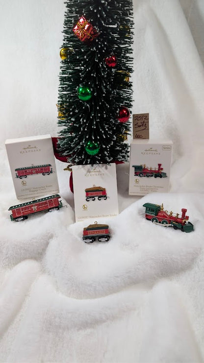Hallmark Ornament · # 17 Nutcracker Route Locomotive (2012)