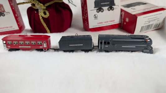 Hallmark Ornament · Pennsylvania Torpedo Locomotive (2014)