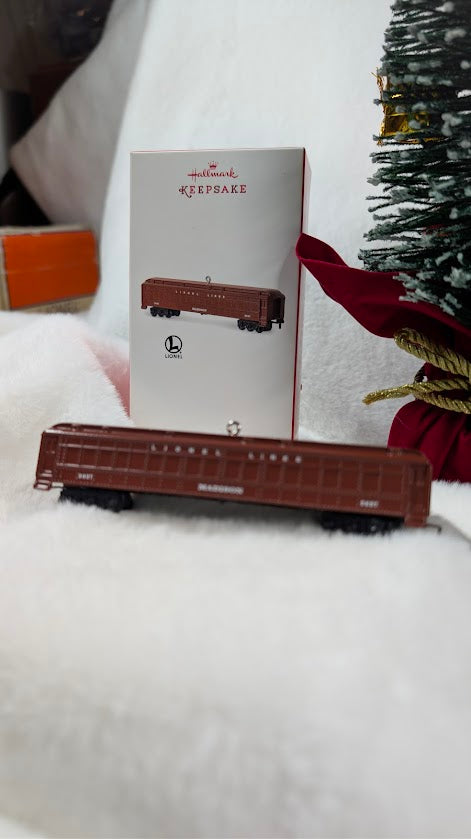 Hallmark Ornament · 2627 Madison Passenger Car Only (2016)