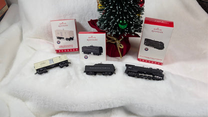 Hallmark Ornament · 2671W Tender Only (2017)