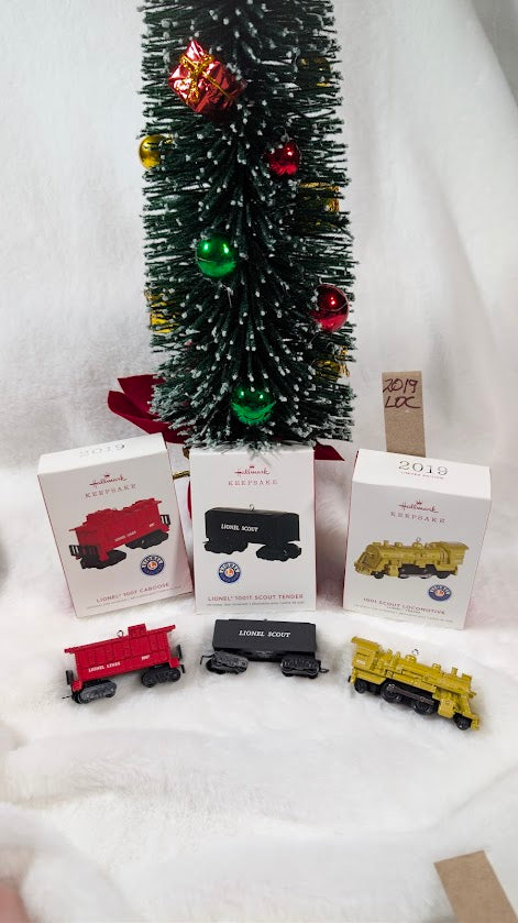 Hallmark Ornament · 1001T Scout Tender Only (2019)
