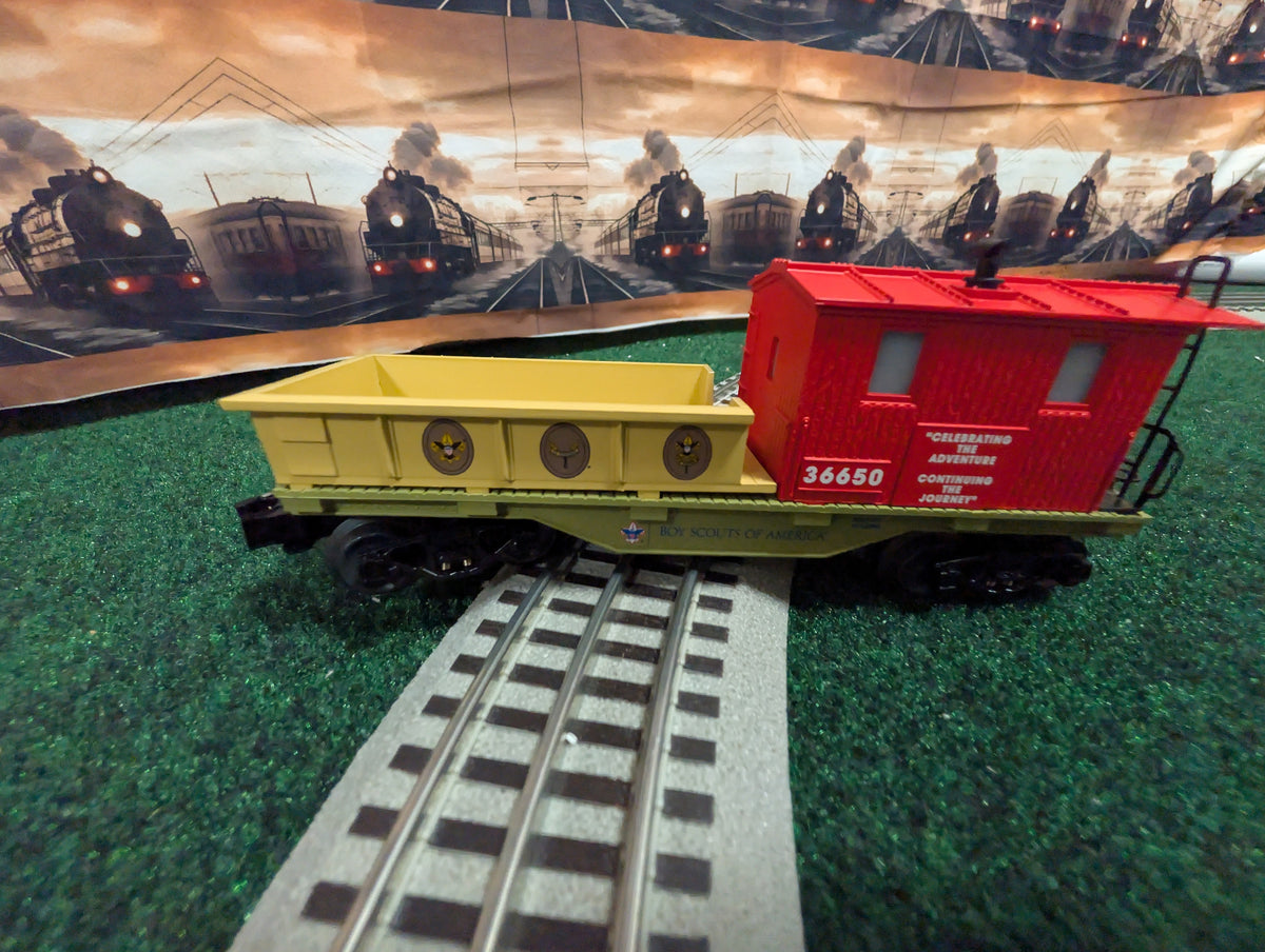 Lionel 6-30161 Boy Scouts of America work caboose 36650, side view