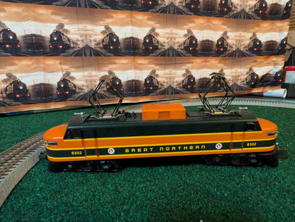 Lionel 6-18302 Great Northern EP-5 electric locomotive 8302, three-quarter side view
