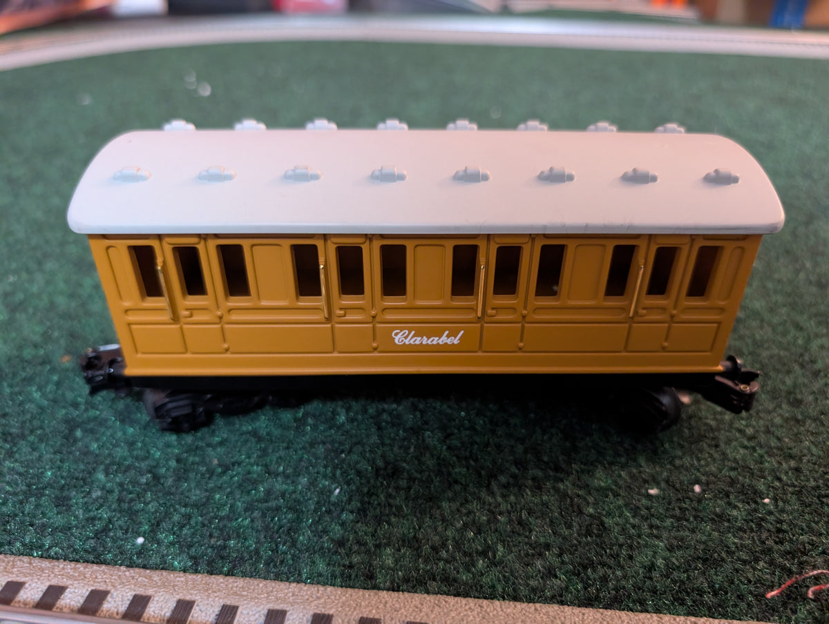Lionel 6-83510 Thomas & Friends LionChief set, Clarabel coach side view