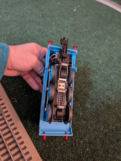 Lionel 6-83510 Thomas locomotive, underside view