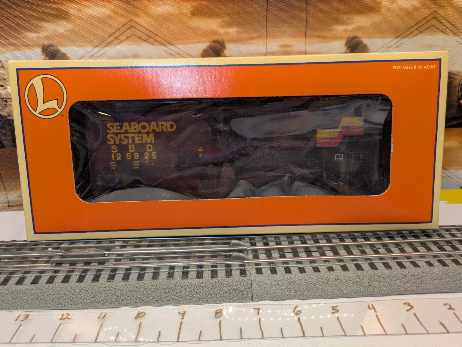 Lionel 6-15014 Seaboard System boxcar displayed in original window box