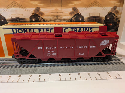 Lionel Chicago & North Western four-bay covered hopper 6-16412, side view with top hatches open