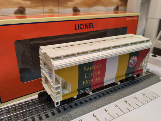 Lionel 6-19366 Santa’s Little Hopper three-quarter view in white, red, green, and gold with Lionel box behind