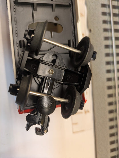 Lionel 6-26244 Woody Woodpecker Boxcar black truck and coupler, underside detail