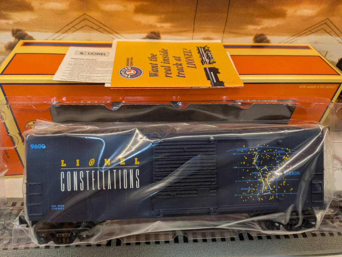 Lionel 6-26717 Constellation boxcar in clear plastic tray with Lionel box and paperwork