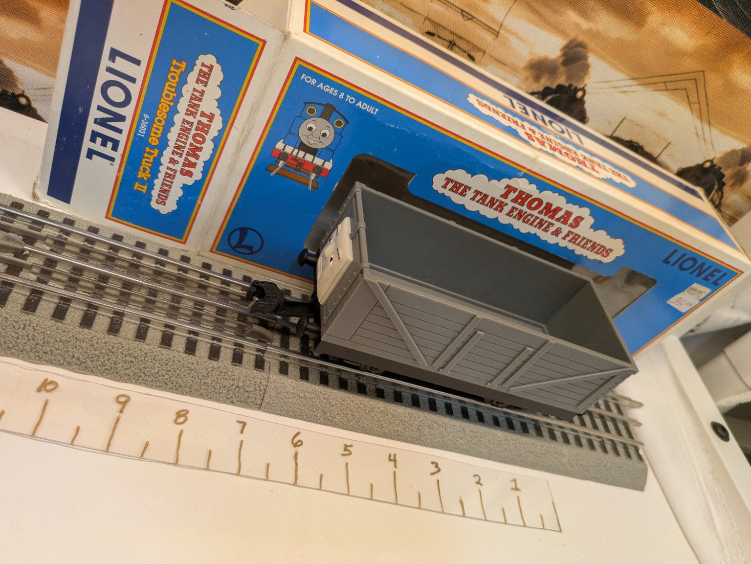 Lionel 6-36031 Troublesome Truck 2 gray vehicle with original box