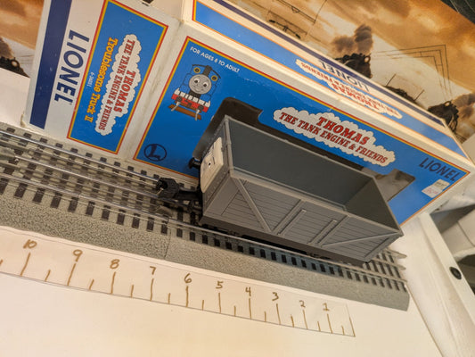 Lionel 6-36031 Troublesome Truck 2 gray vehicle with original box