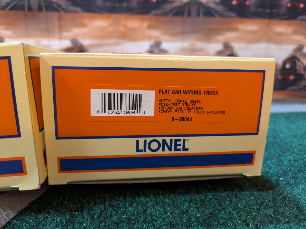 Lionel 6-36044 Flatcar with Ford truck box label