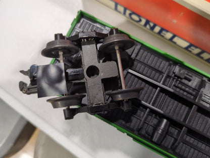 Lionel 6-6239 Burlington Northern boxcar underframe and truck detail