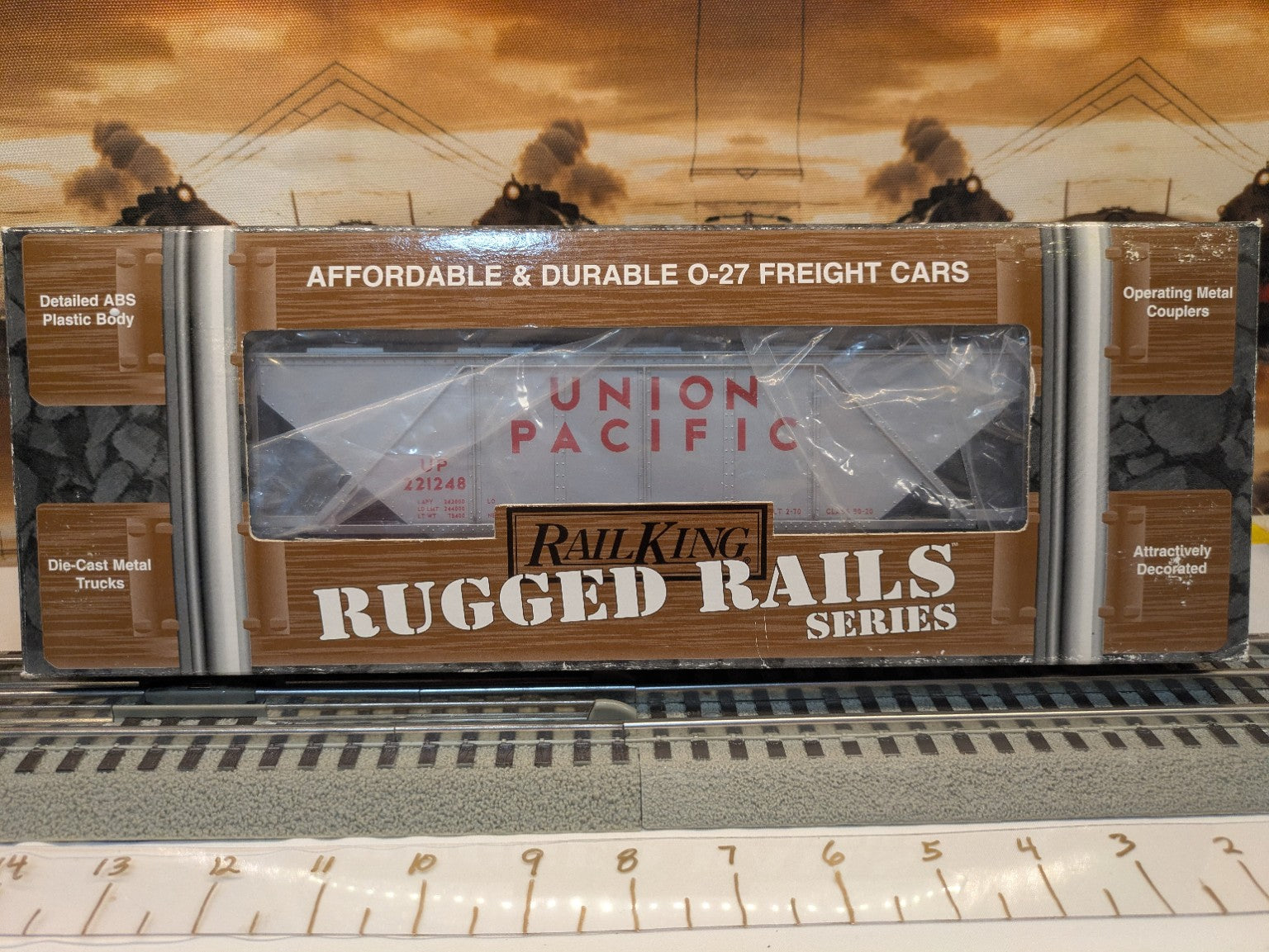 MTH Rugged Rails 33-7503 Union Pacific covered hopper in original window box