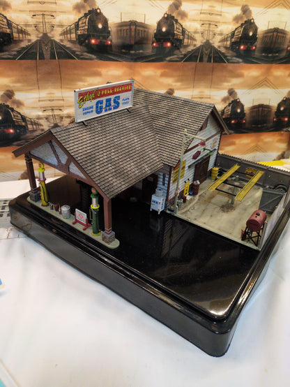 Woodland Scenics Ethyl’s Gas & Service BR5849