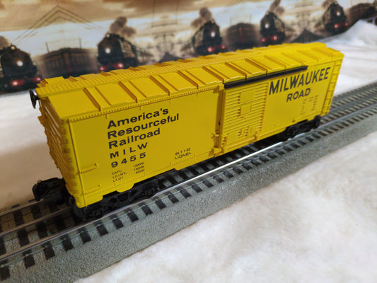 Lionel Milwaukee Road Boxcar 6-9455