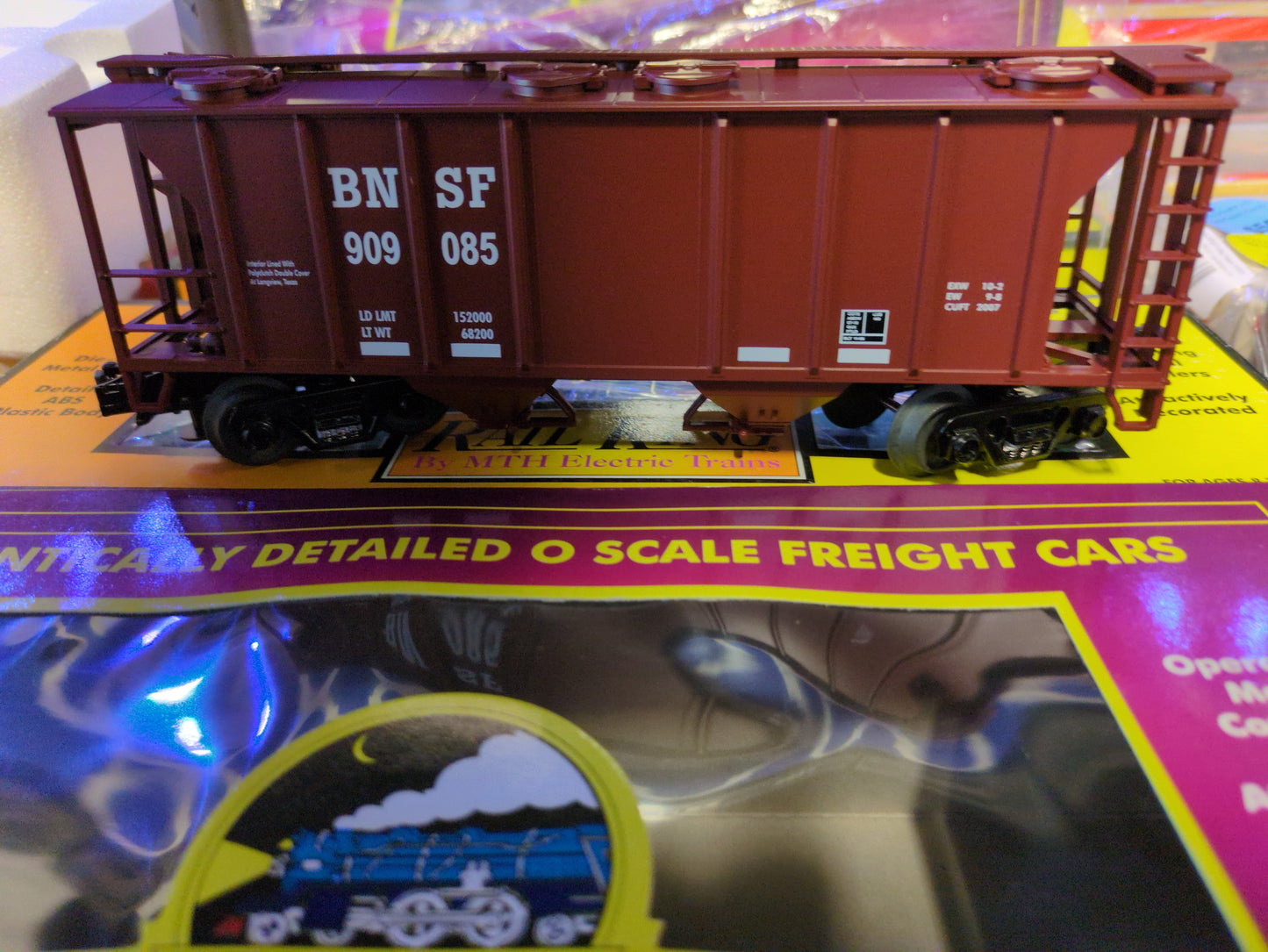 MTH Premier BNSF Hopper Car 20-90010E