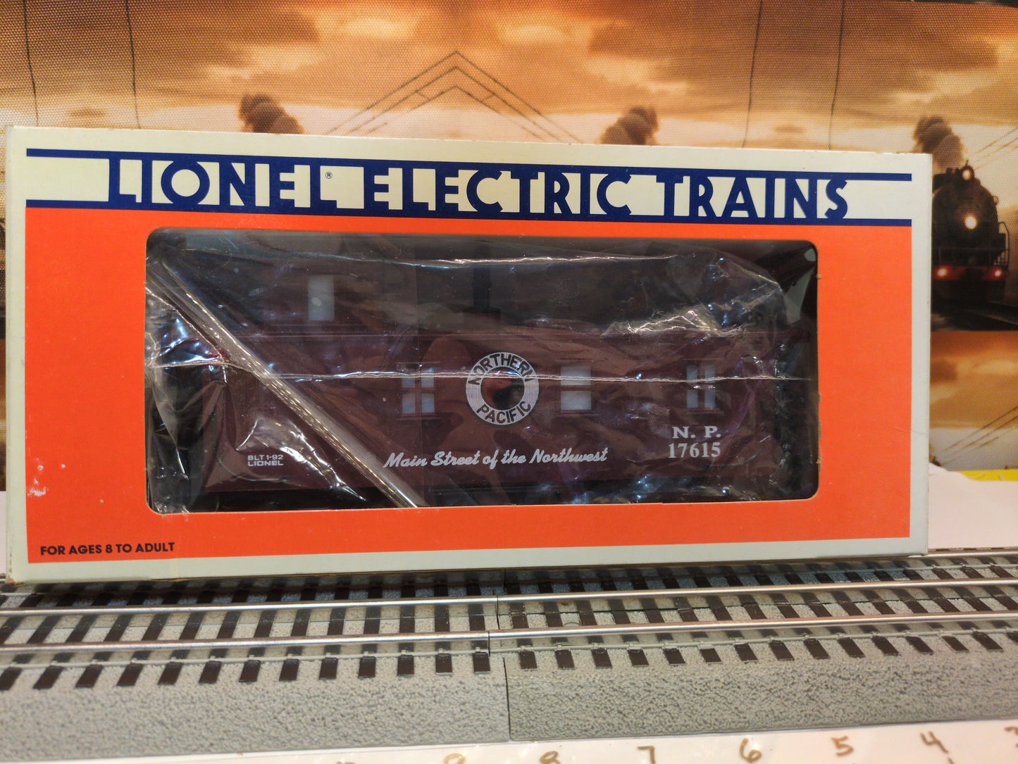 Lionel Northern Pacific Standard O Square Window Caboose 6-17615