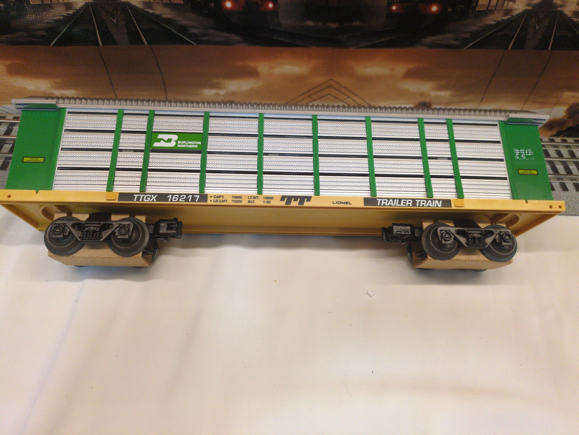 Lionel Burlington Northern Auto Carrier 6-16217