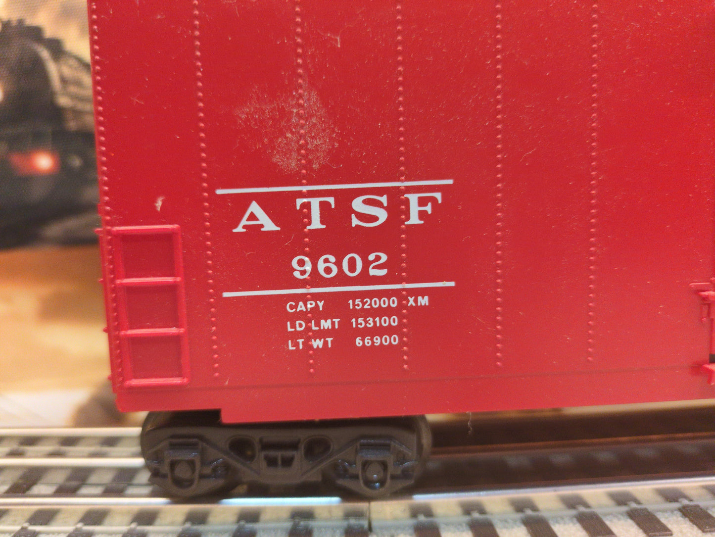Lionel Santa Fe Hi-Cube Boxcar 6-9602