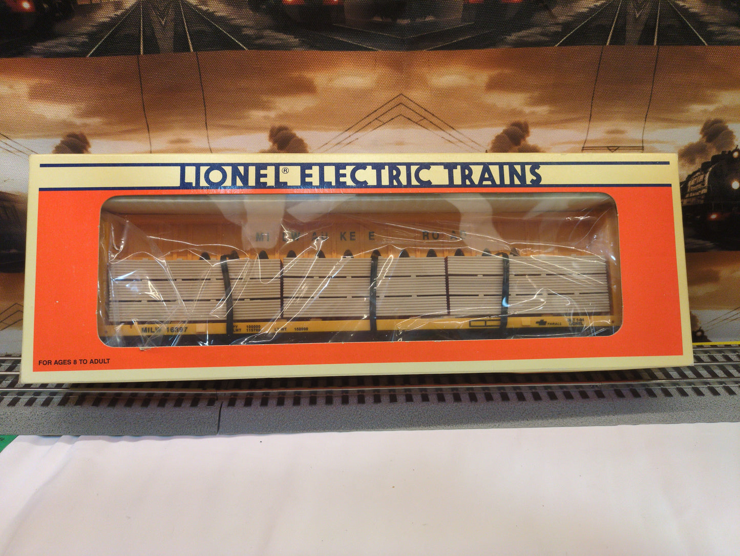 Lionel Milwaukee Road Flatcar 6-16397