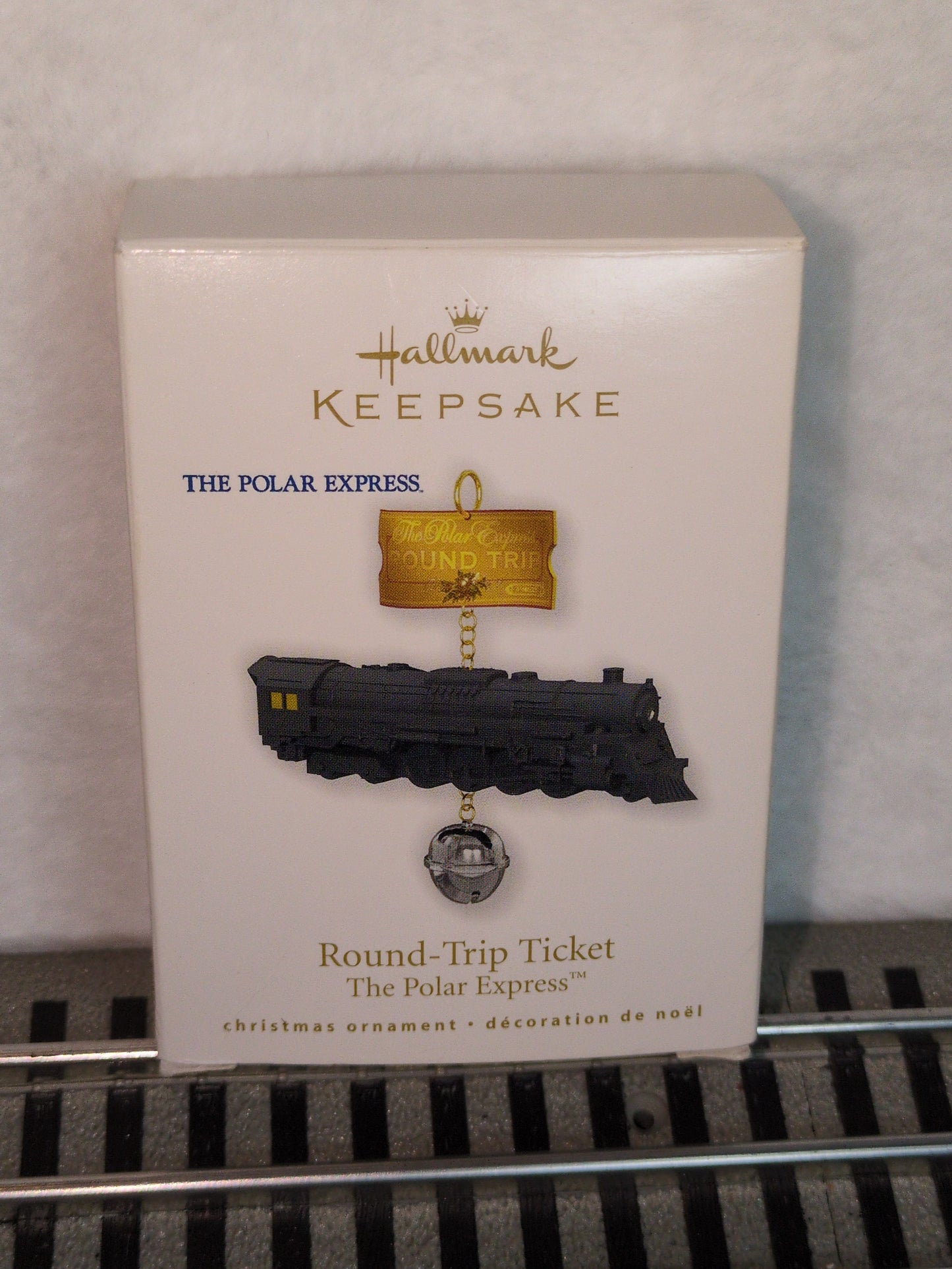 Hallmark Ornament Polar Express Locomotive (2010)