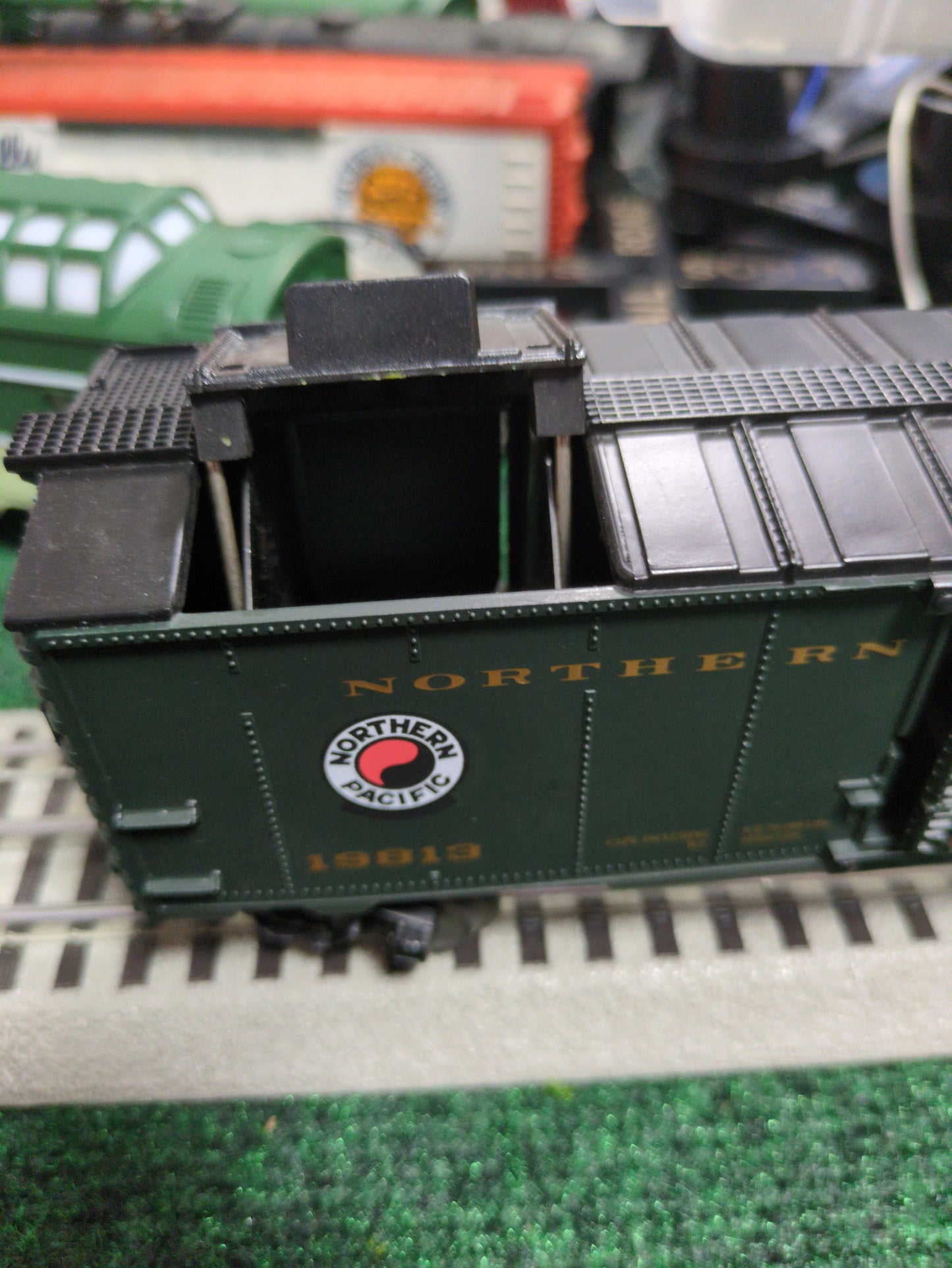 Lionel Northern Pacific Ice Car 6-19813
