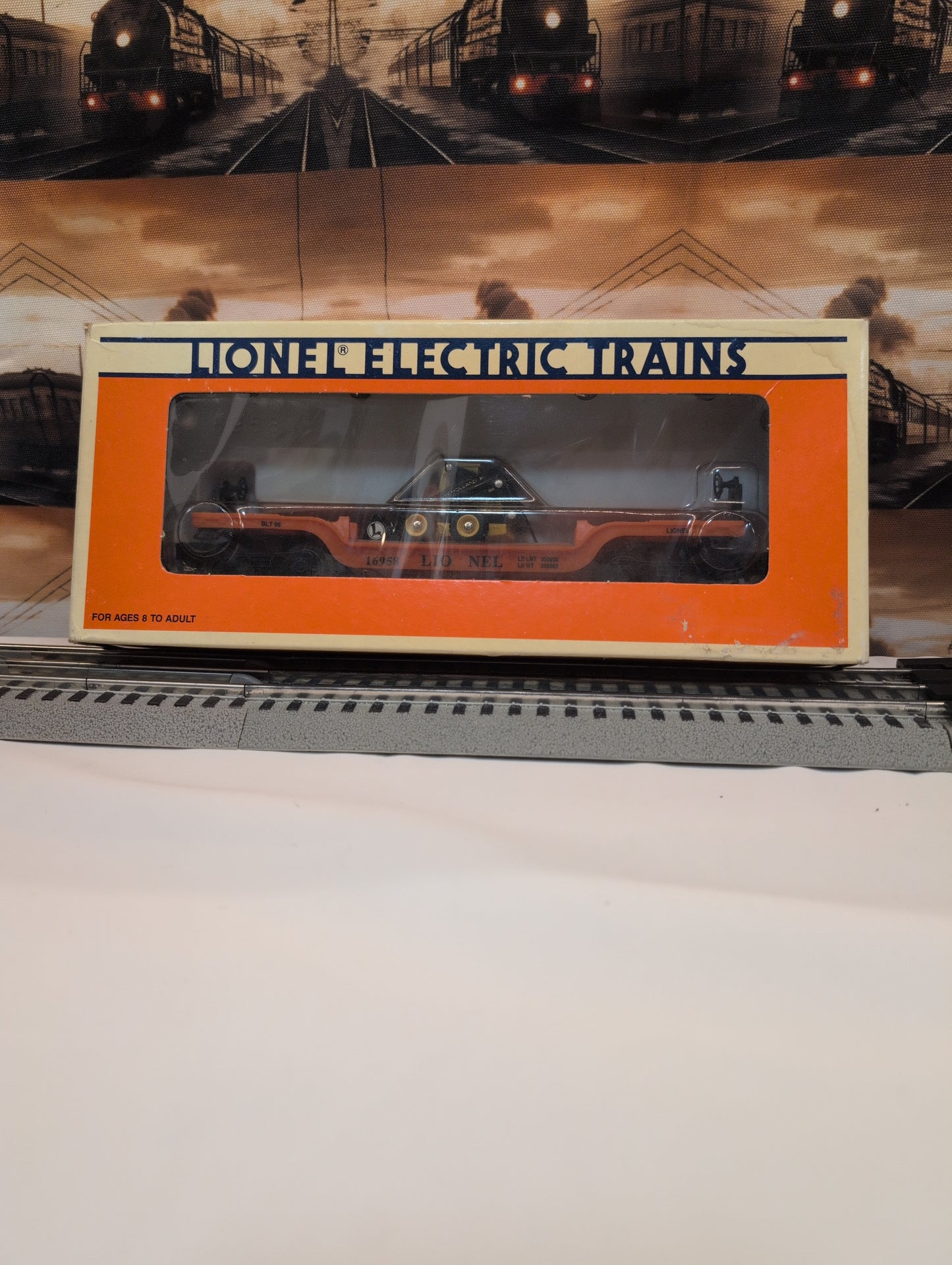Lionel Lines Flatcar with ERTL Tractor 6-16958