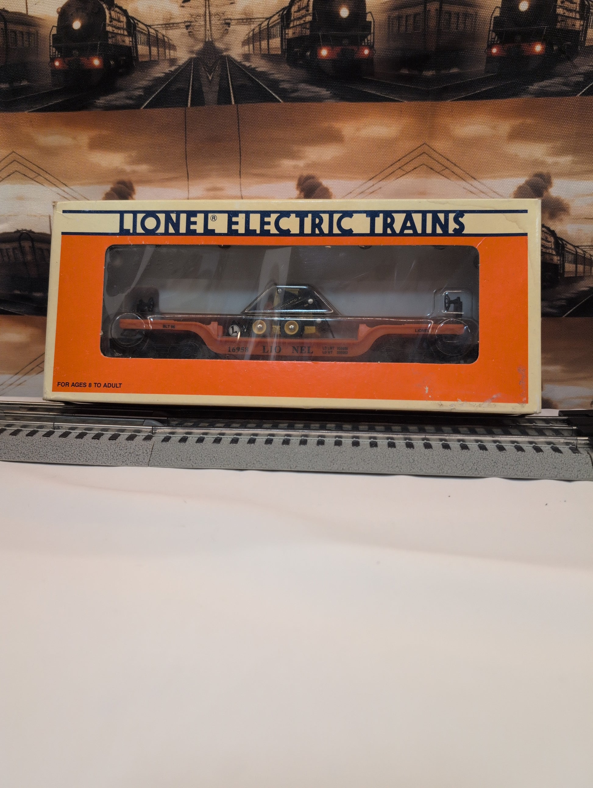 Lionel Lines Flatcar with ERTL Tractor 6-16958