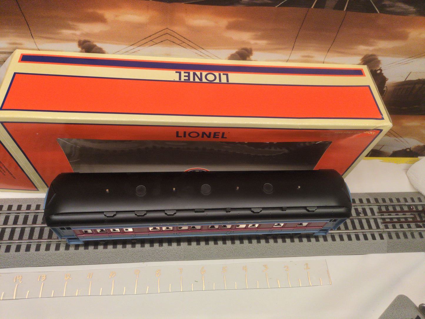 Lionel Polar Express Passenger Car 6-25100
