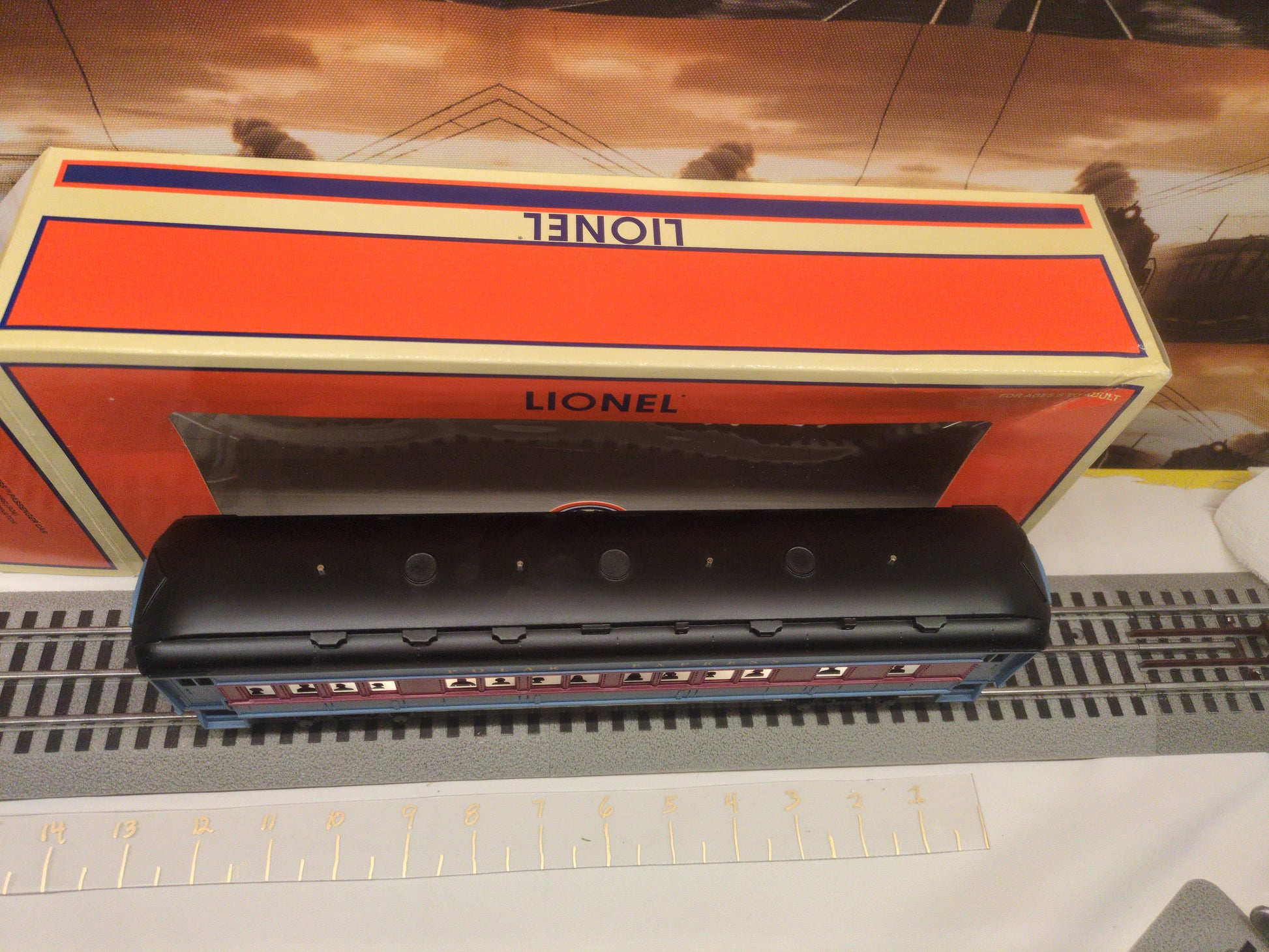 Lionel Polar Express Passenger Car 6-25100