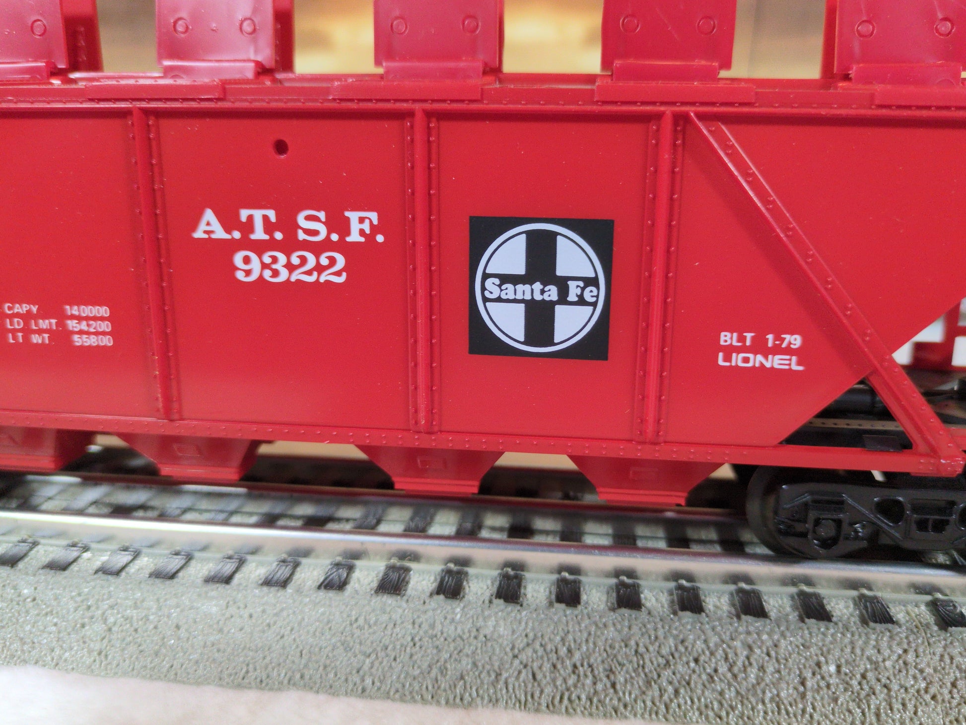 Lionel AT&SF 4-Bay Hopper 6-9322