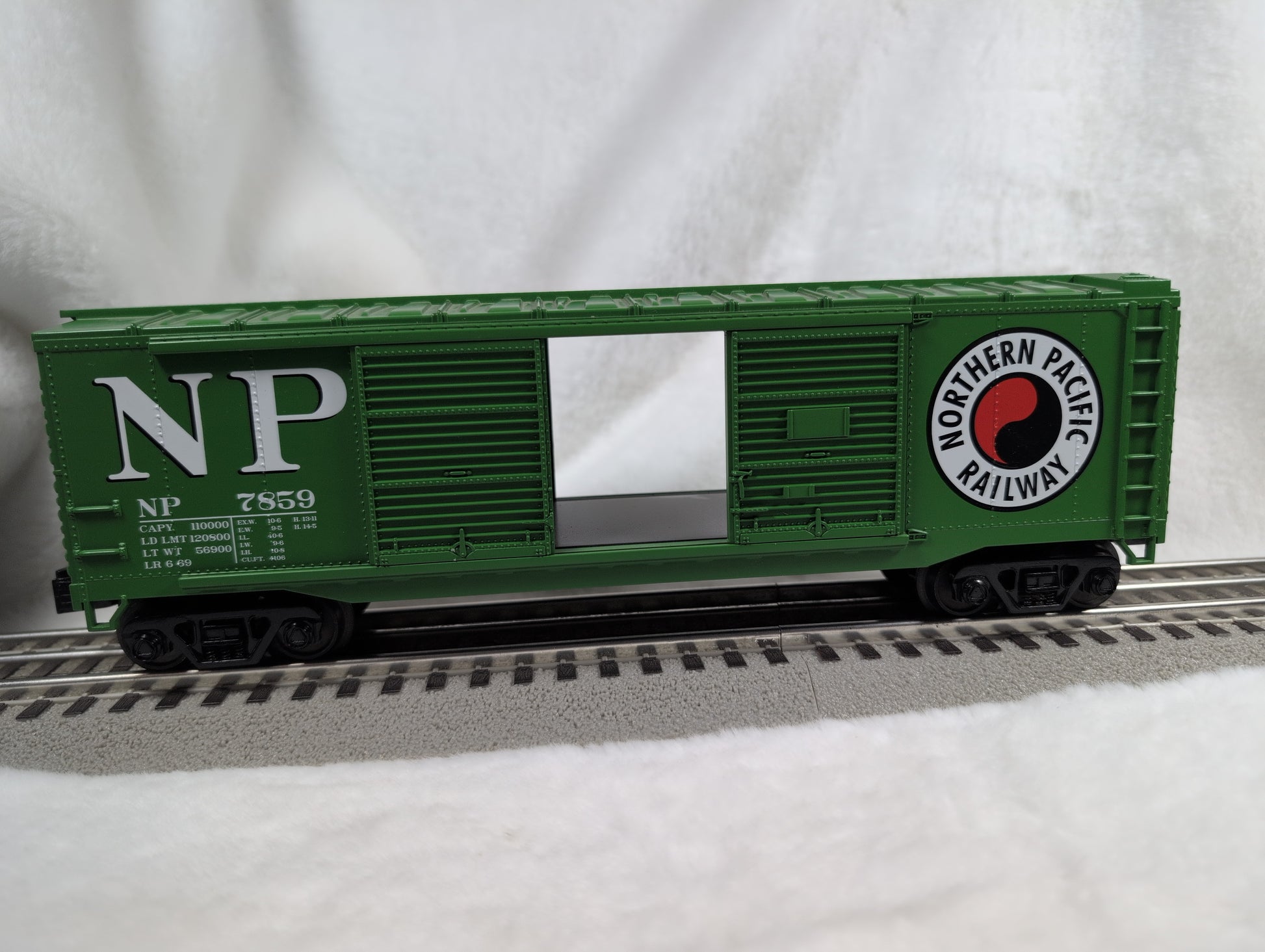 MTH 30-74511 Lionel Northern Pacifc Box Car 