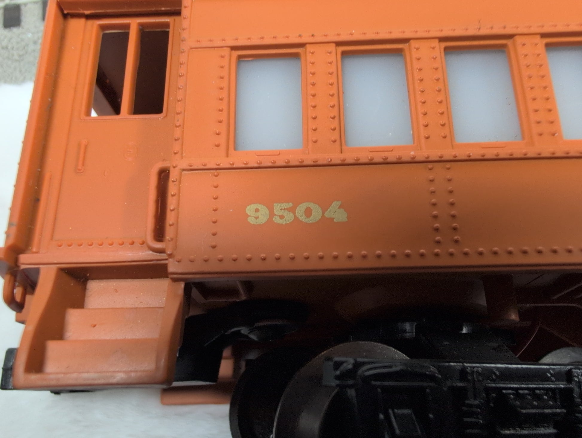 Lionel Milwaukee Road Passenger Car 6-9504