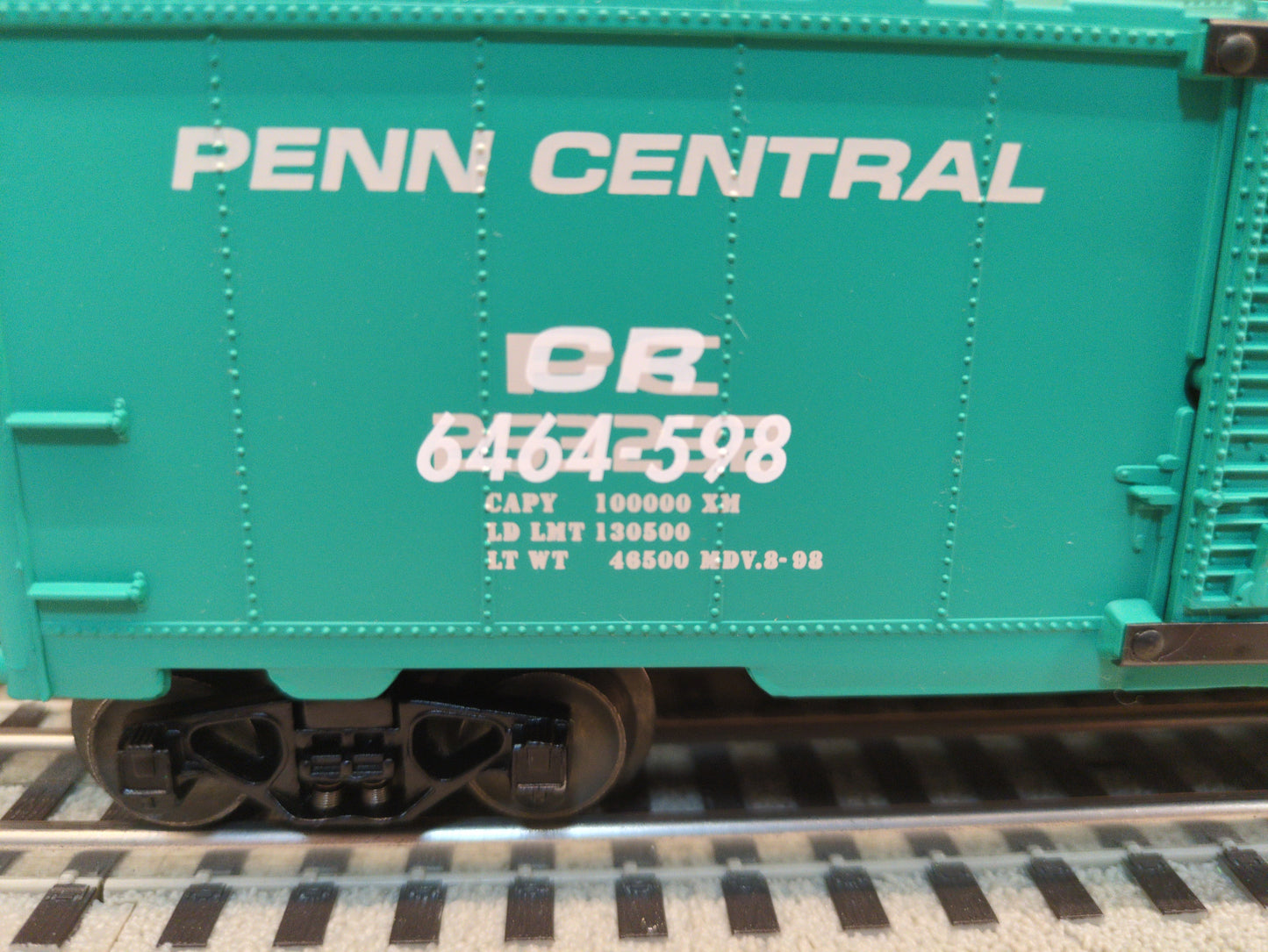 Lionel Conrail Penn Central Overapray Boxcar 6464-598