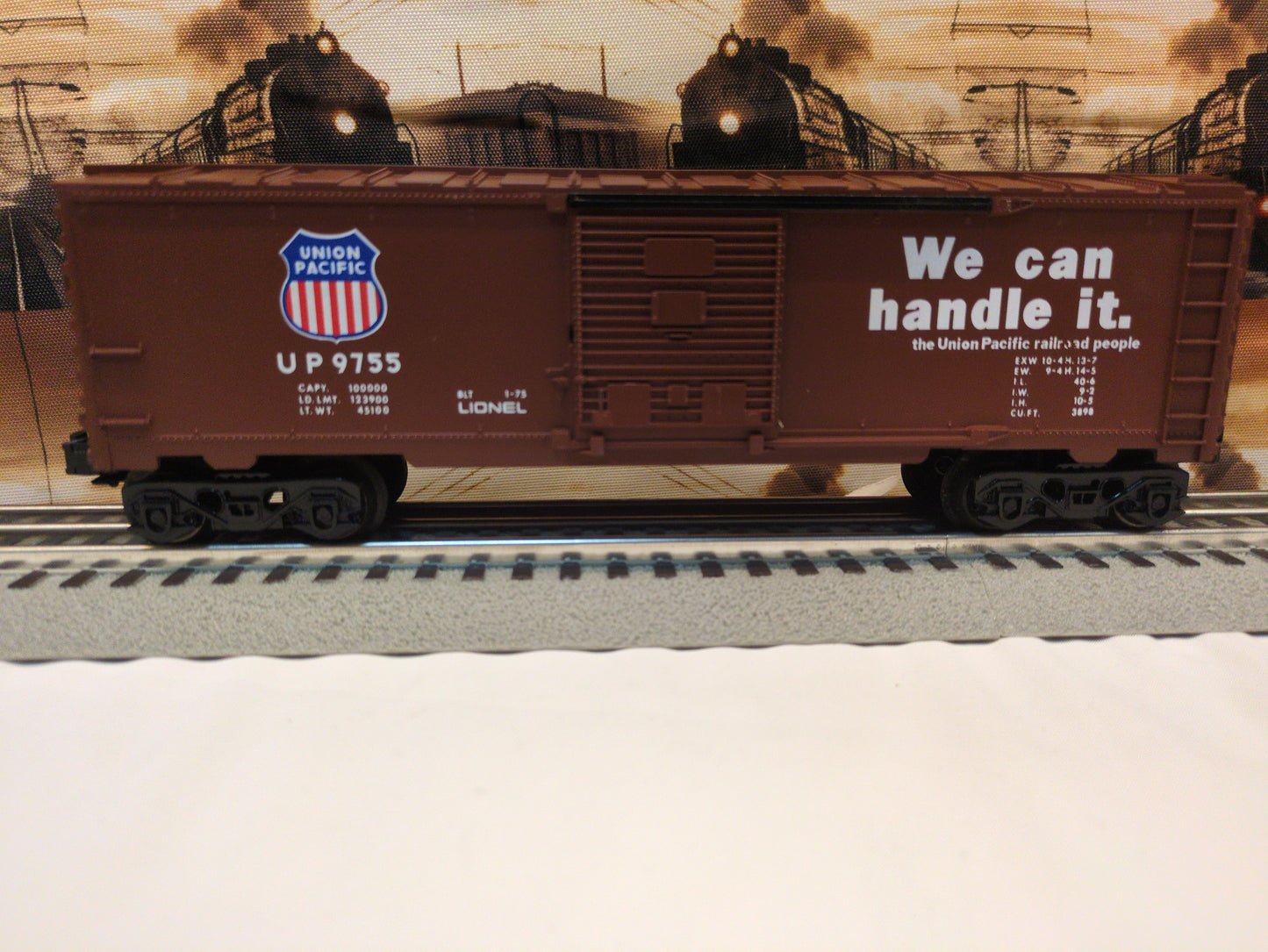 Lionel Union Pacific Boxcar 6-9755