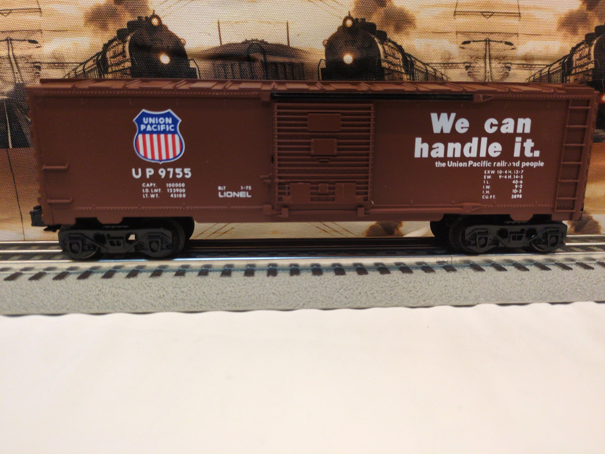 Lionel Union Pacific Boxcar 6-9755